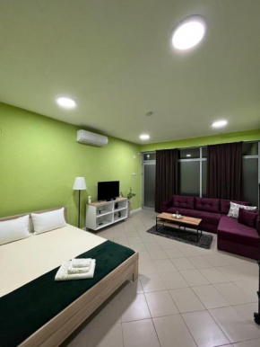Green Apartment
